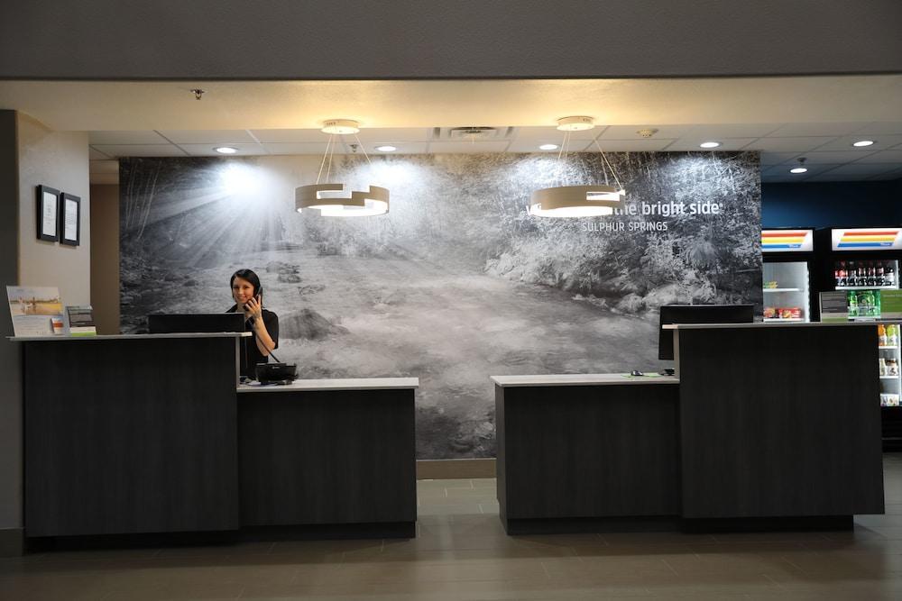 萨尔弗斯普林斯拉昆塔套房酒店 热萨尔弗斯普林斯 外观 照片