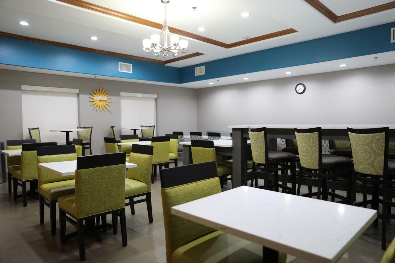 萨尔弗斯普林斯拉昆塔套房酒店 热萨尔弗斯普林斯 外观 照片